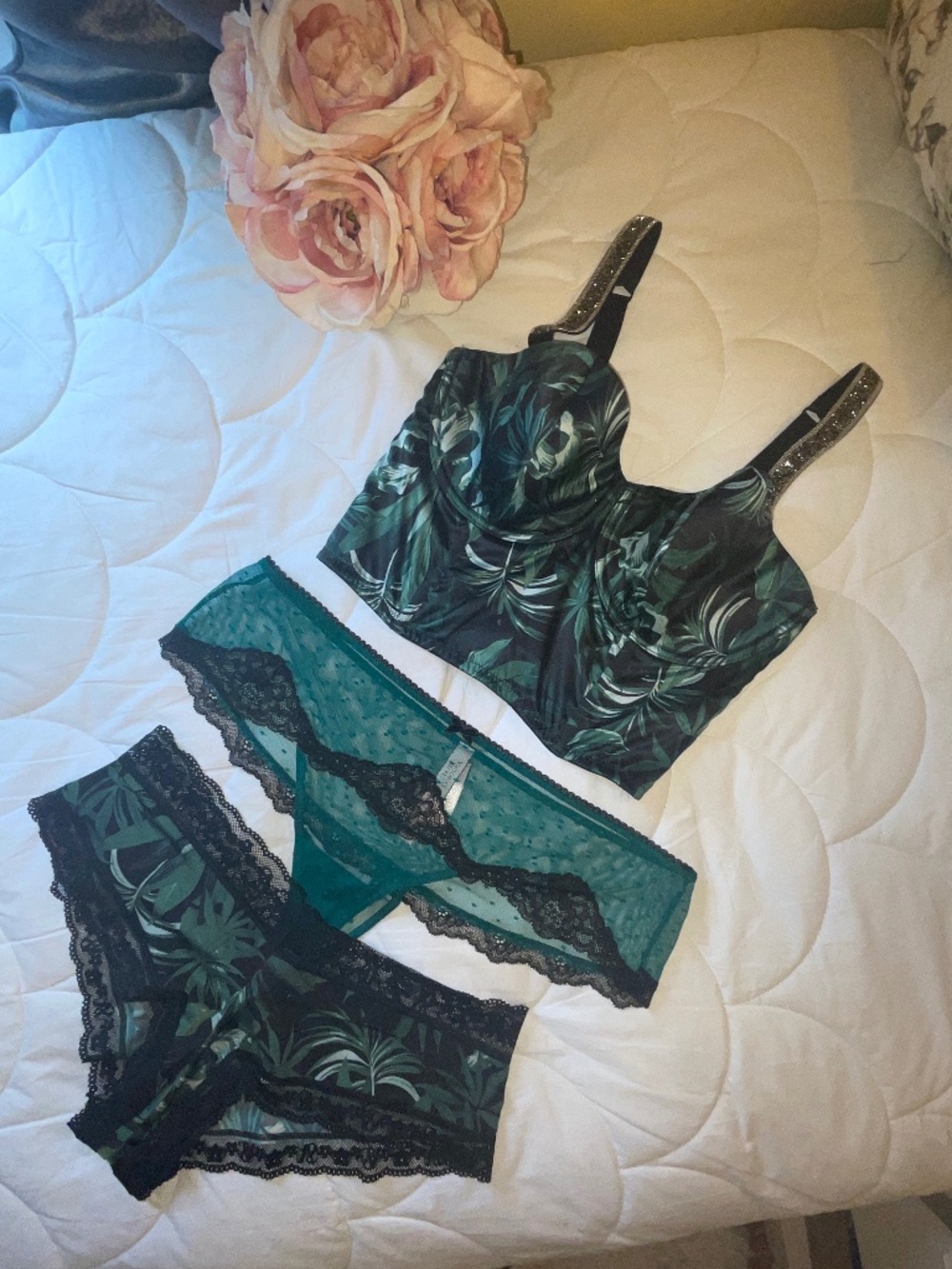 Victorias Secret Crystal Strap Palm Print Bustier/Thong/Cheeky SET -NEW 36C/34DD